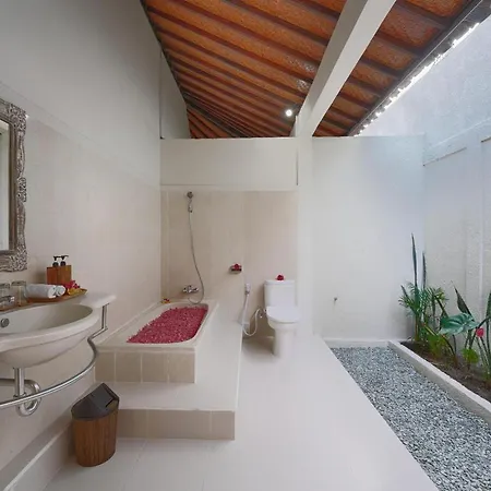 Villa Noni Seminyak Exterior photo