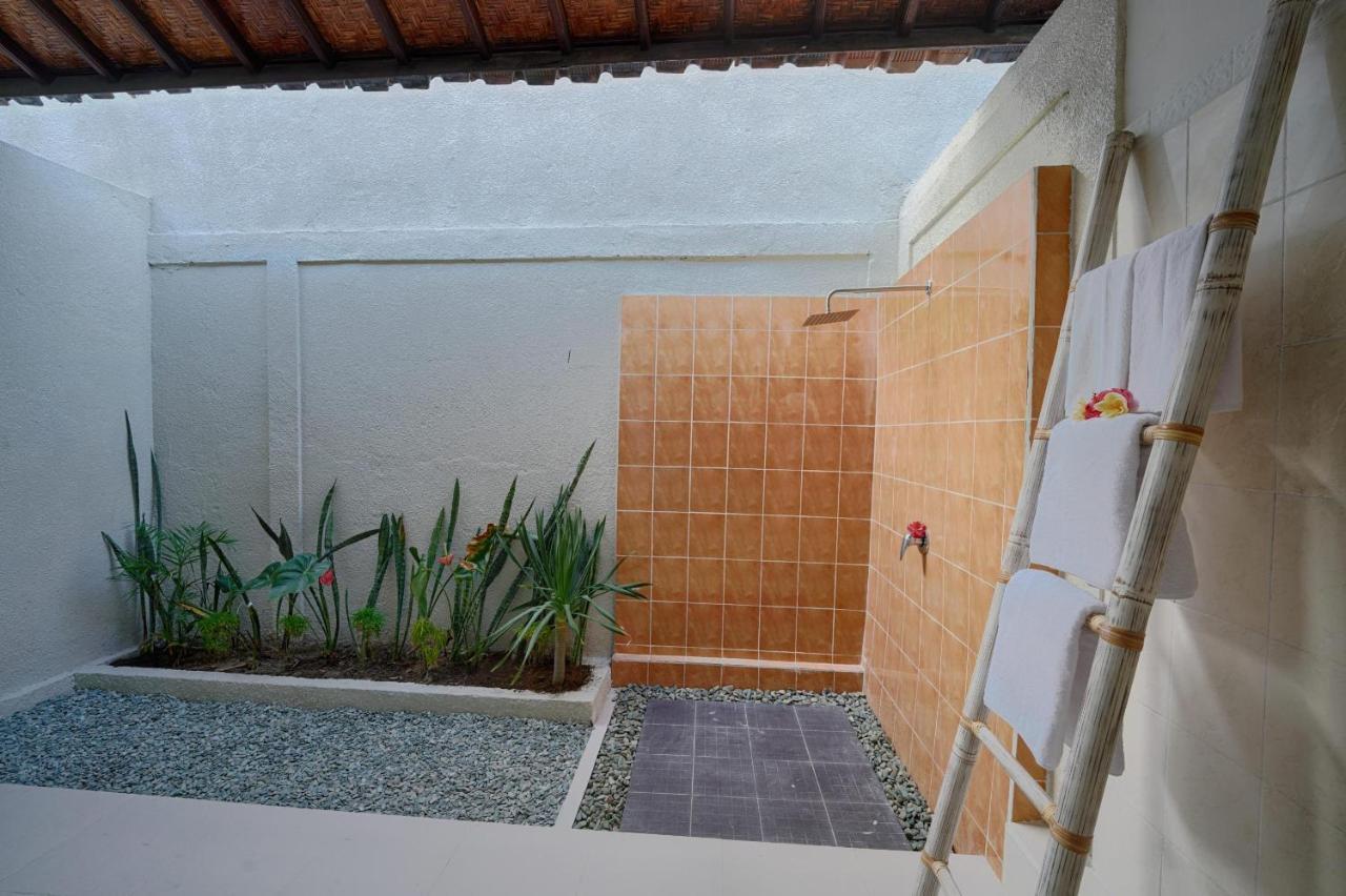 Noni Villa